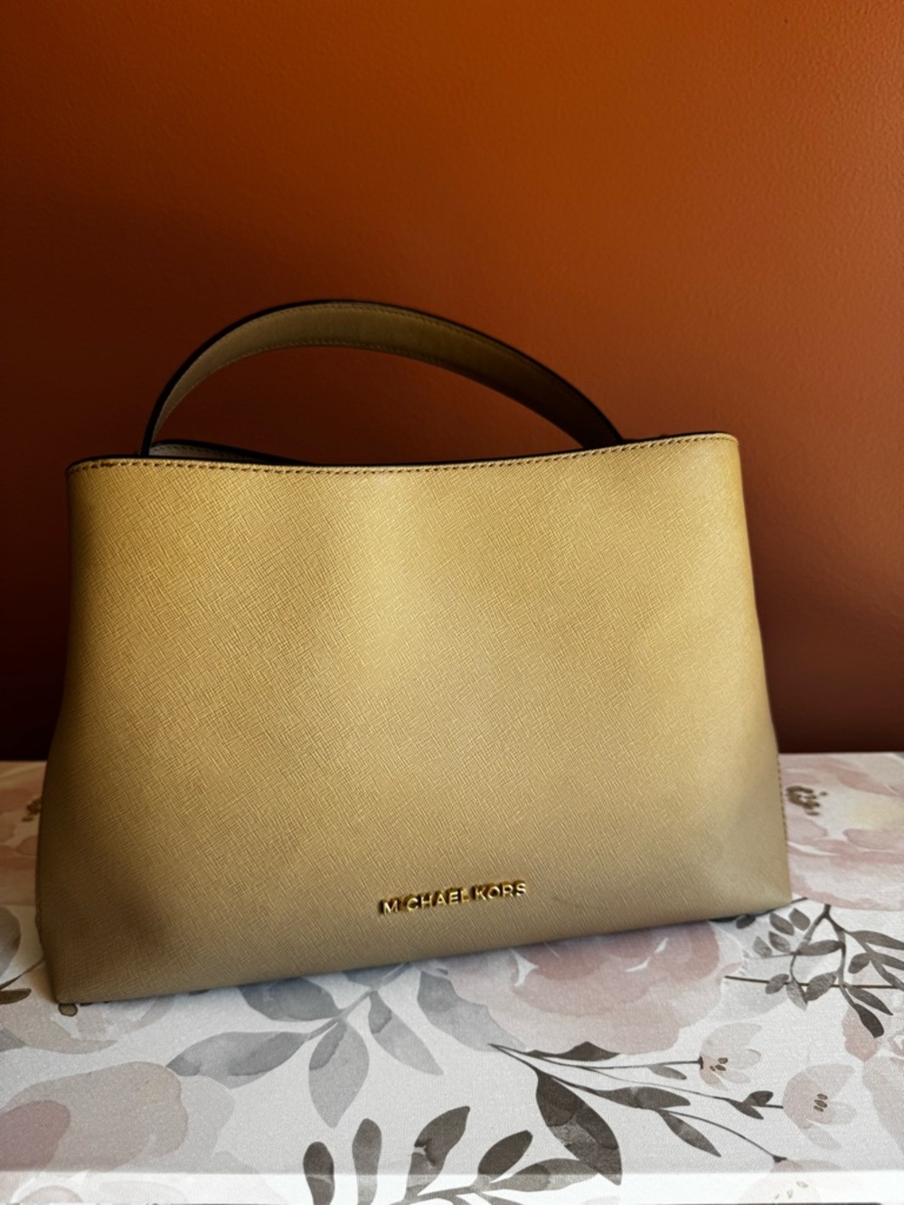 Michael Kors Structured Shoulder Bag + Crossbody Strap – Great Condition